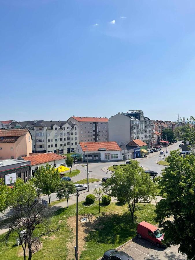 Ferienwohnung Penny Stan Na Dan Bijeljina Exterior foto